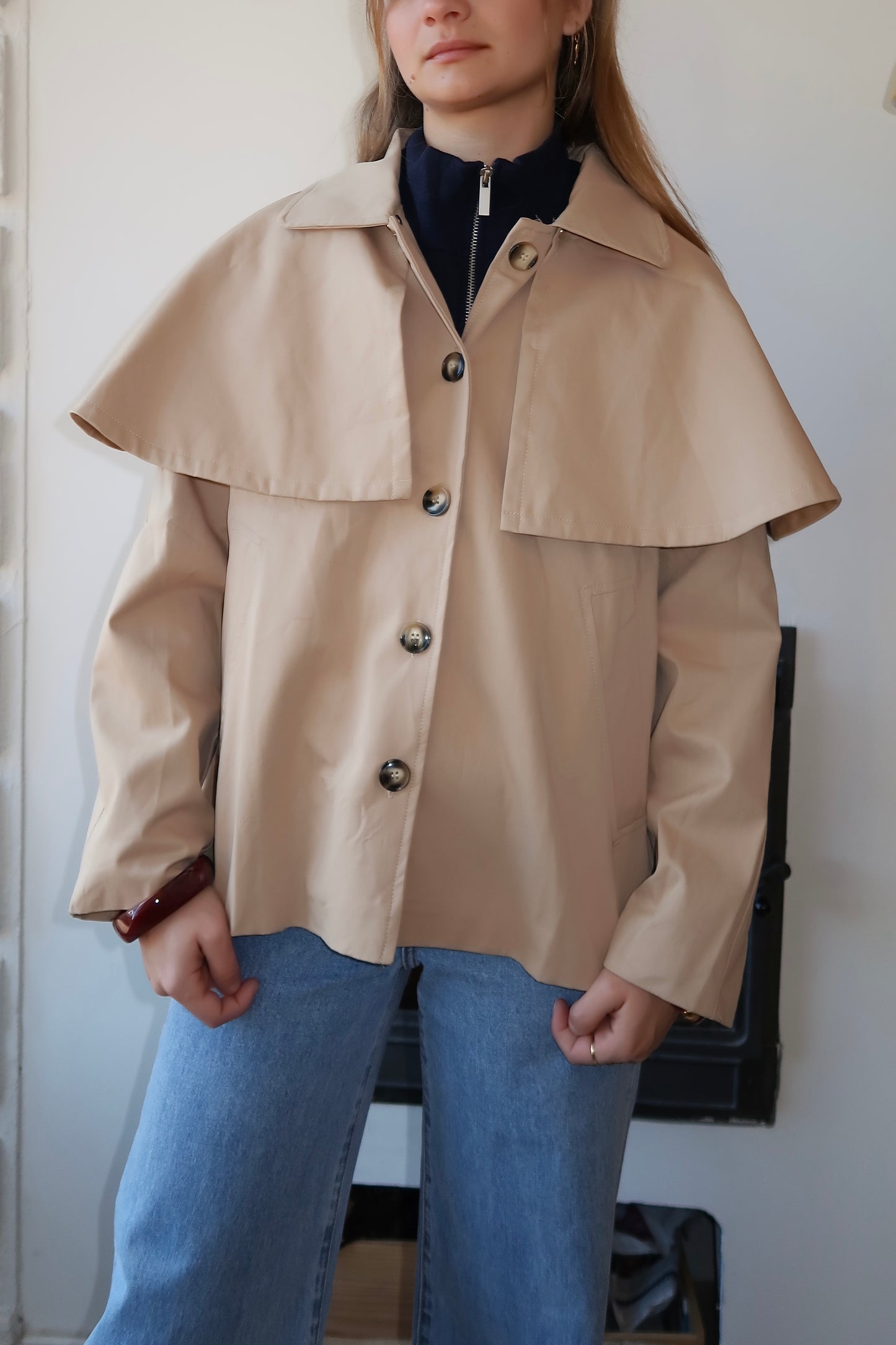Trench cape